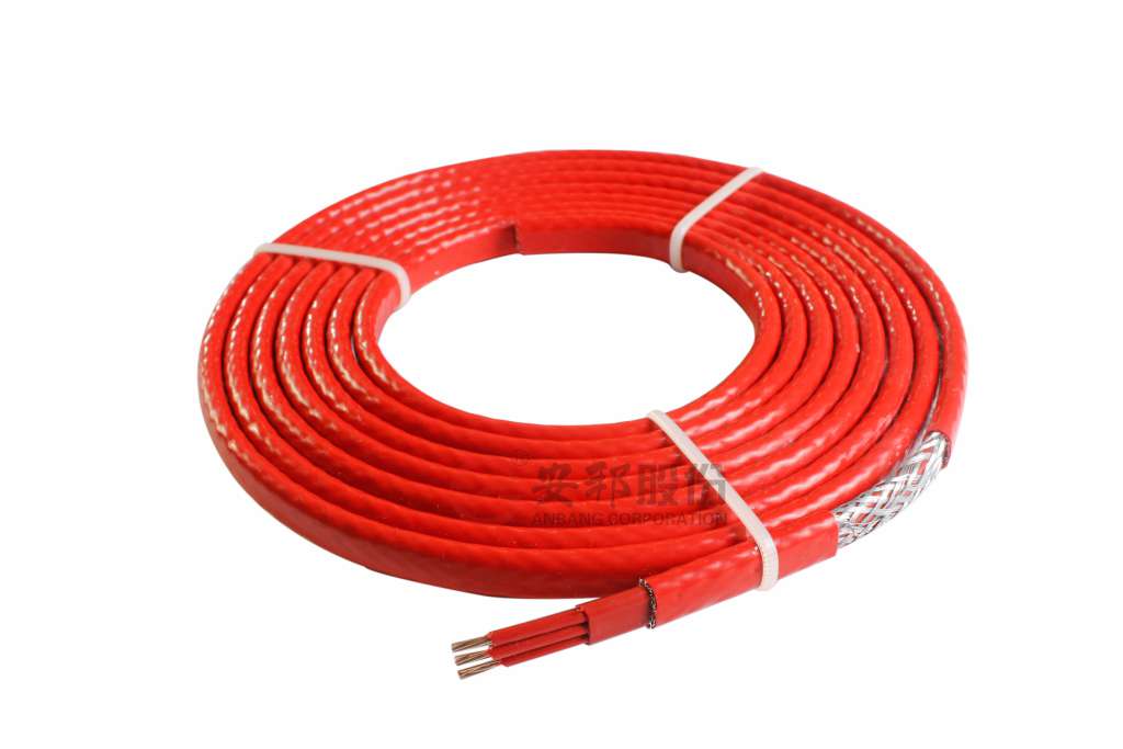 電伴熱帶用于露天管網防凍(圖2) 三芯串聯恒功率.jpg