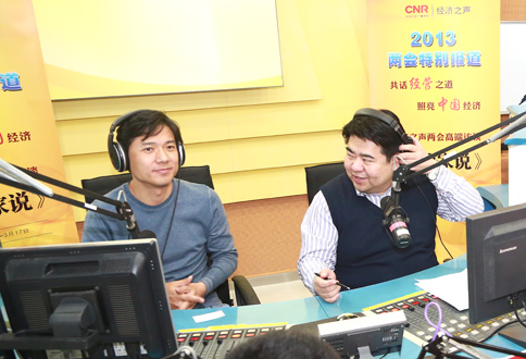 百度公司董事長兼CEO李彥宏做客《企業家說》,談當政協委員責任比壓力大(圖3) 百度公司董事長兼CEO李彥宏做客《企業家說》,談當政協委員責任比壓力大(圖3)