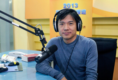 百度公司董事長兼CEO李彥宏做客《企業家說》,談當政協委員責任比壓力大(圖4) 百度公司董事長兼CEO李彥宏做客《企業家說》,談當政協委員責任比壓力大(圖4)